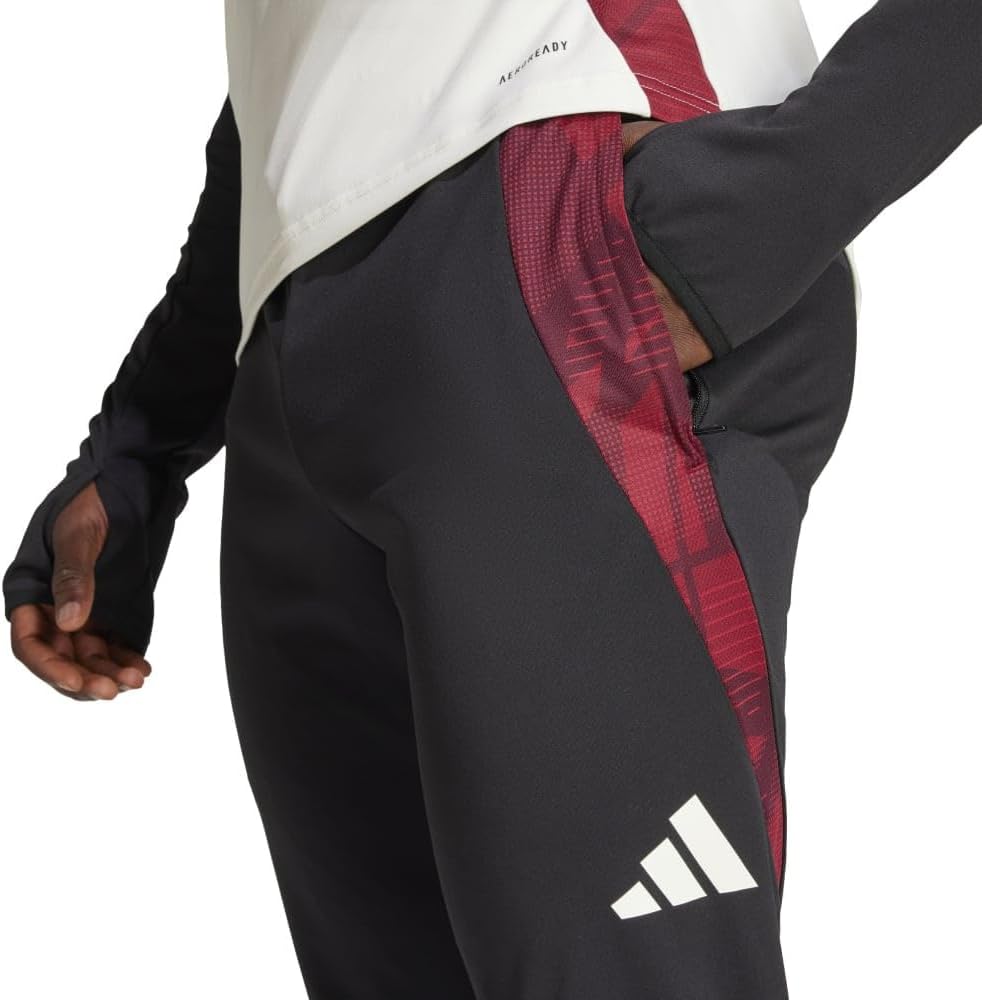 試着のみ　マンチェスター・ユナイテッド ティロ 24 トレーニングパンツ　2xl Amazon.co.jp: アディダス（adidas） マンチェスター